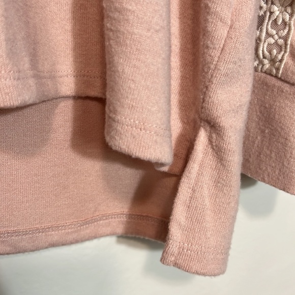 !!3 FOR $25 -- FN by Flora Nikrooz Pink and White Lace Lounge Set - Picture 4 of 11